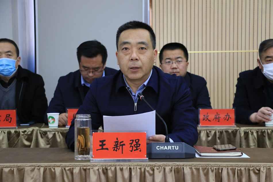 县委常委,宣传部部长胡丽霞,县委常委,城关镇党委书记王想成,县委常委