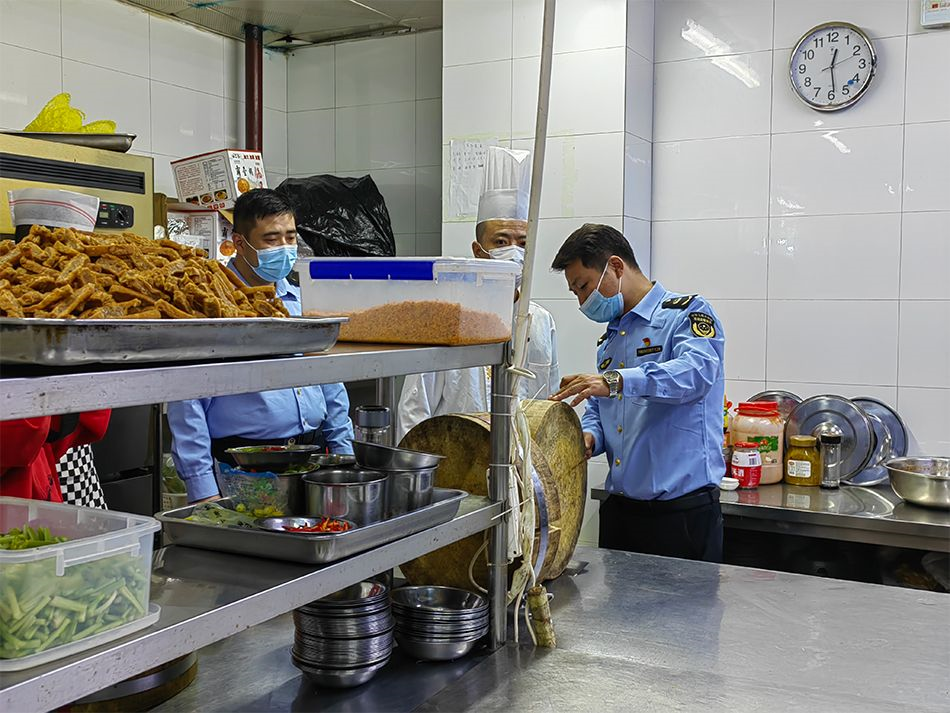 麦积区：筑牢食品安全屏障 营造诚信经营环境(图)