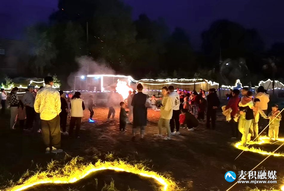 旅游15_副本